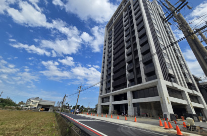 【平轉 | A案】買到賺到🪷近A9大三房平車🪷聖岳湖苑♪