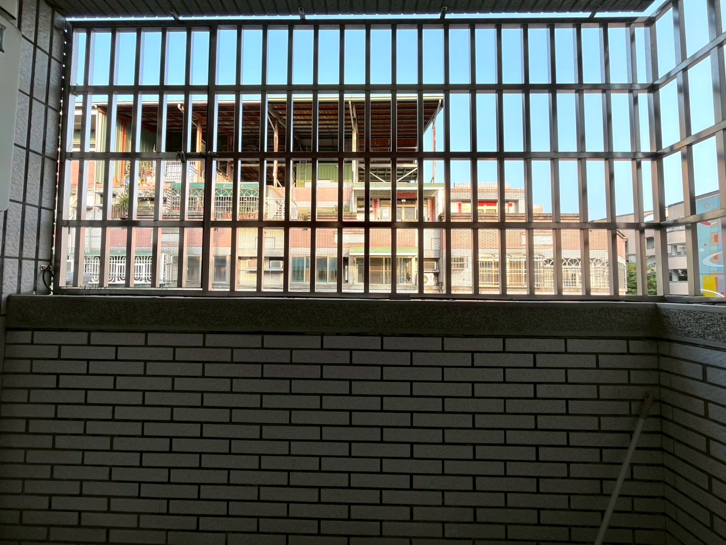 🏠【新光國中旁✨6房活路透天含車位】 樹孝、中山雙商圈生活圈💫未來捷運潛力核心！