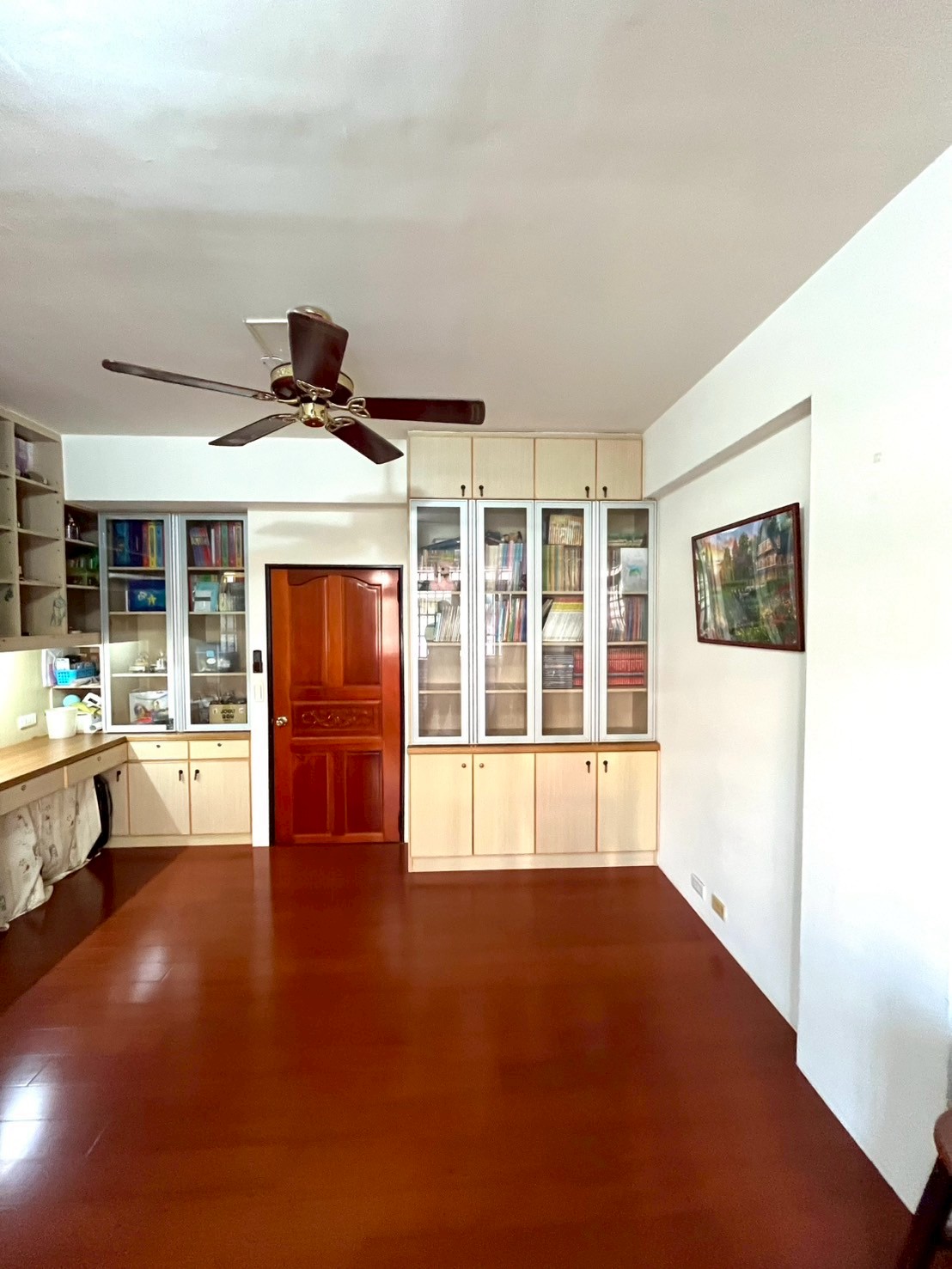 🏠【新光國中旁✨6房活路透天含車位】 樹孝、中山雙商圈生活圈💫未來捷運潛力核心！