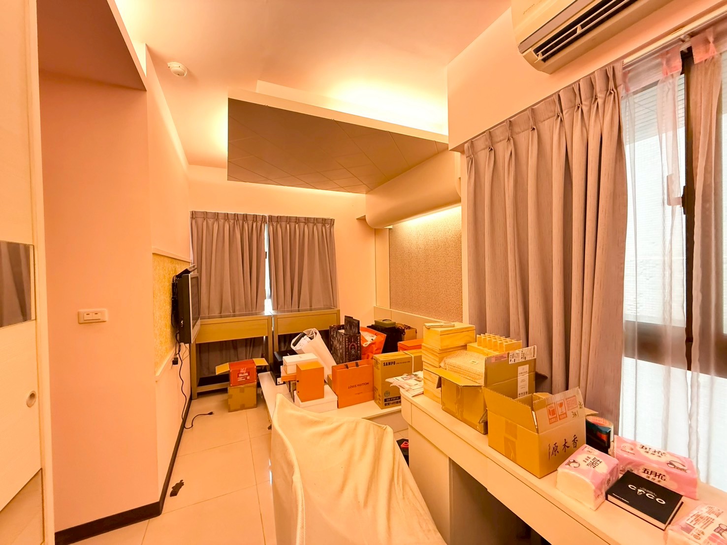 🌿【專簽｜勝美La ONE✨勤美草悟道第一排質感1+1房＋平車】 城市心臟，住進一場理想的生活。