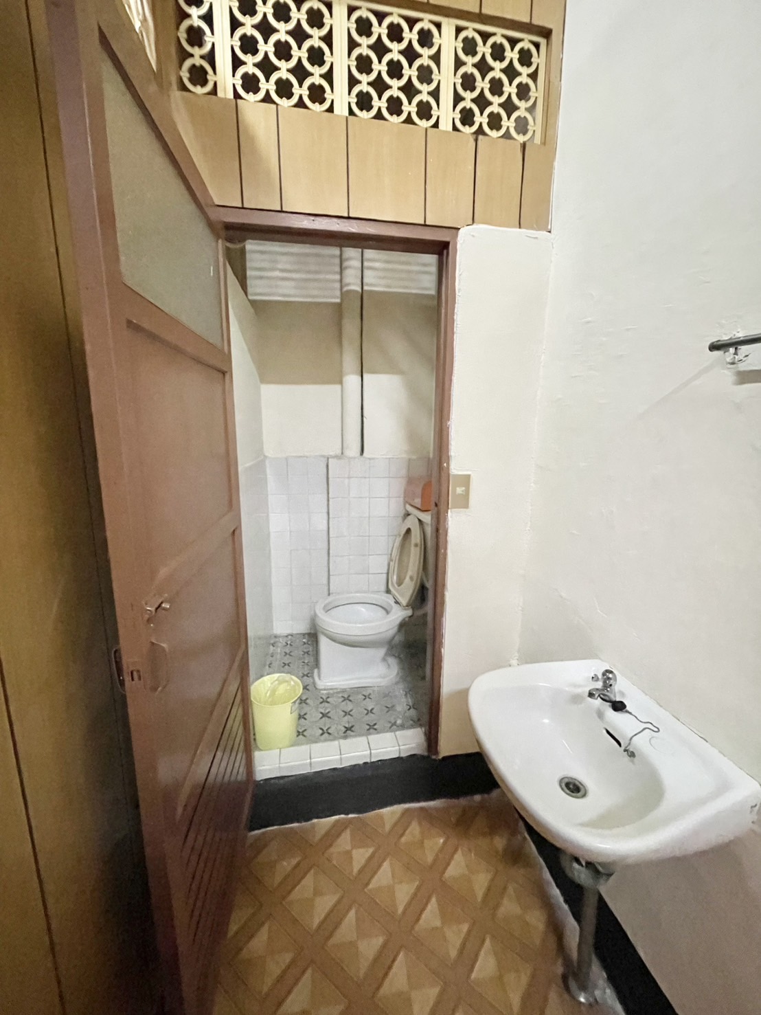 💥中區稀有物件鄰臺灣大道｜8米路店面｜捷運藍線｜投資自住兩相宜