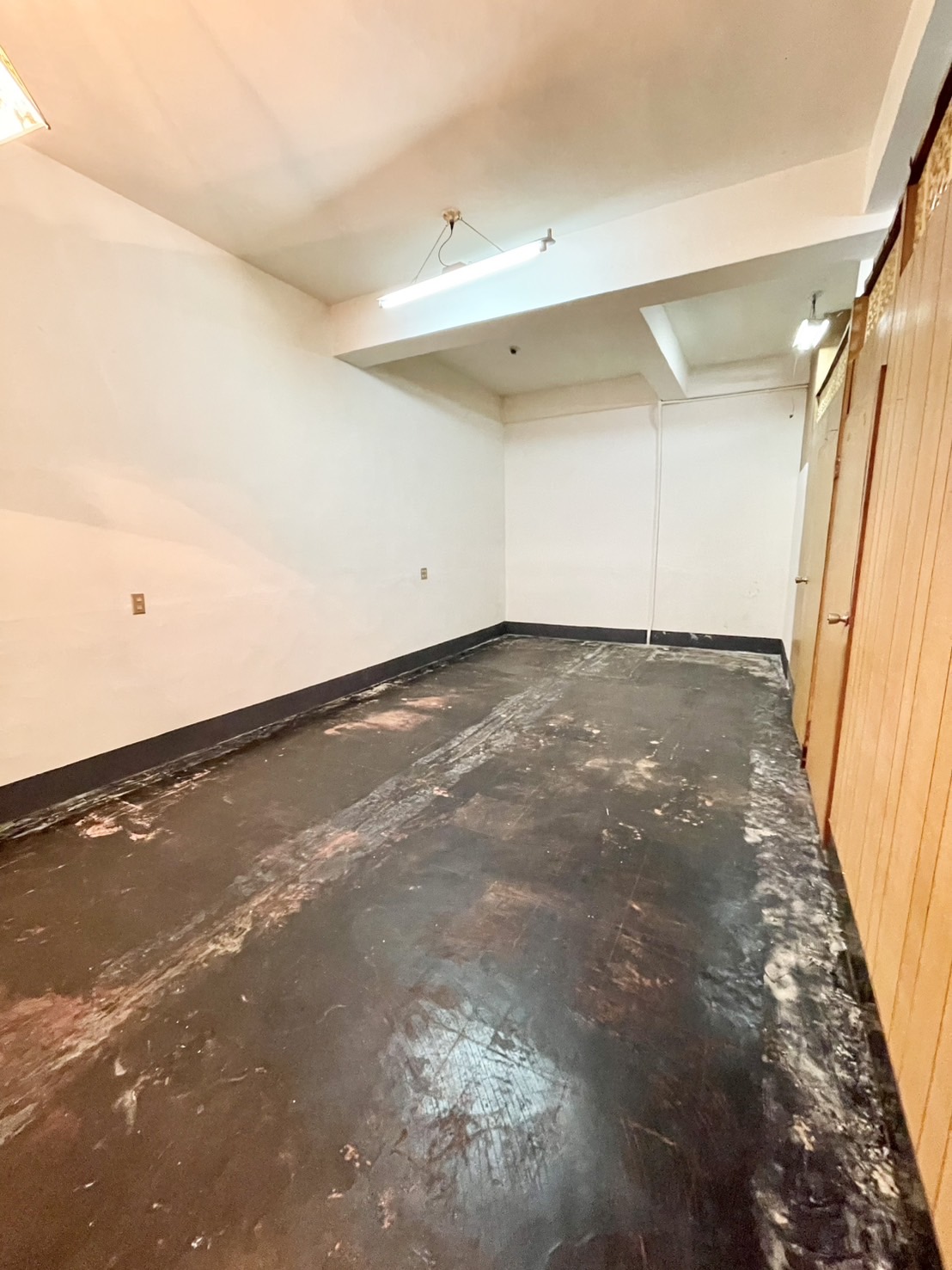 💥中區稀有物件鄰臺灣大道｜8米路店面｜捷運藍線｜投資自住兩相宜