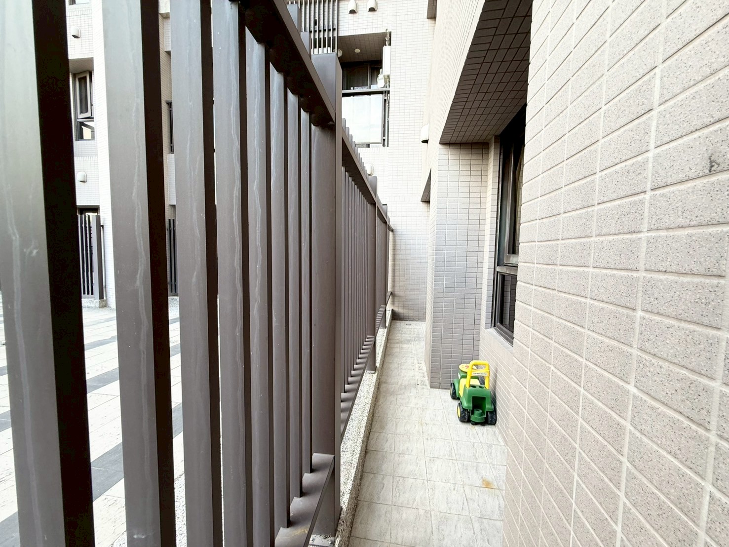 🌸北屯巴黎第六區｜雙衛質感兩房＋平面車位✨ 鬧中取靜的完美居心地，輕奢生活一次到位！