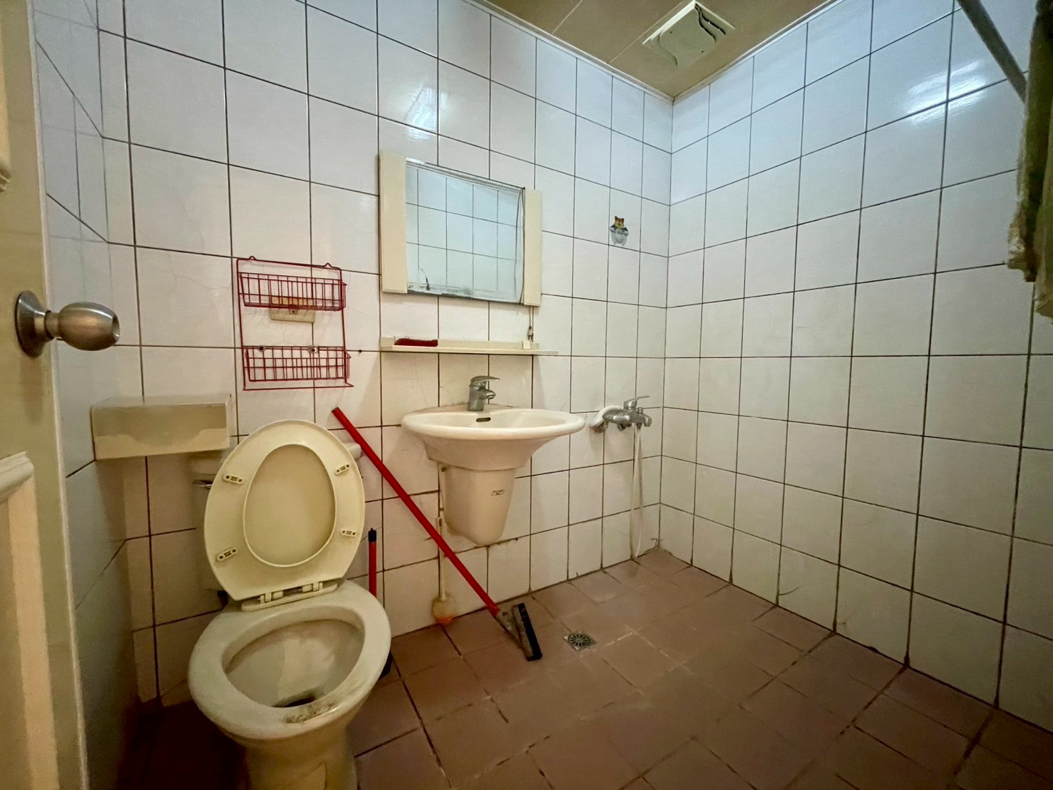 台中龍井亞太第一家園方正三房平車