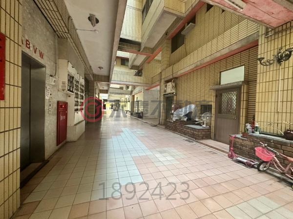 台中龍井學區旁中庭方正美三房+平車