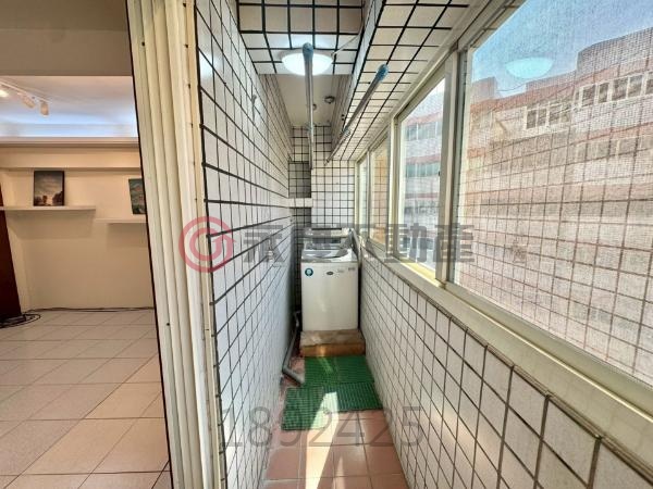 台中《金龍天下》學區旁兩戶打通美三房