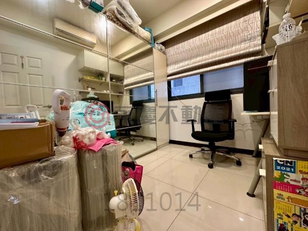 台中龍井《昇祐薪巢》㊣沙田路上方正三房+車位