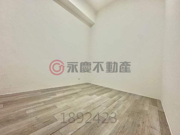 台中龍井學區旁中庭方正美三房+平車