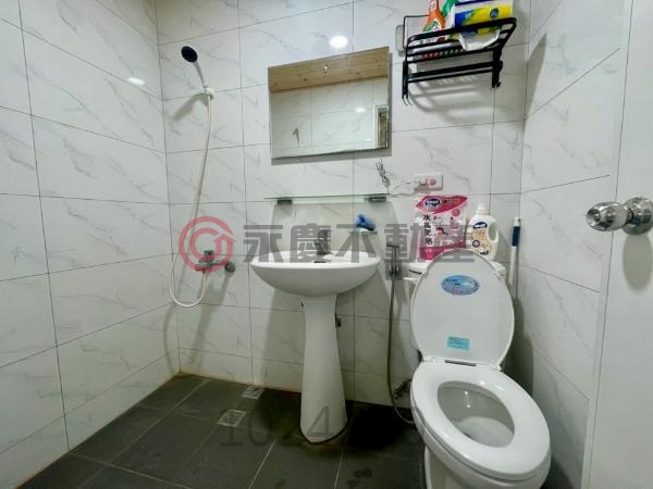 台中龍井《青年市》輕裝潢方正3房+平面車位