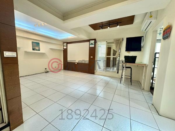 台中《金龍天下》學區旁兩戶打通美三房