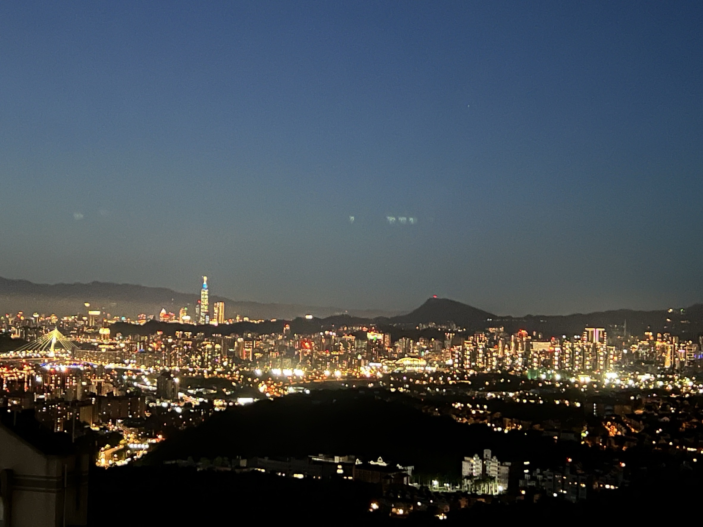 3房＋1車＋101夜景｜達觀鎮A2無價景觀宅🌟*