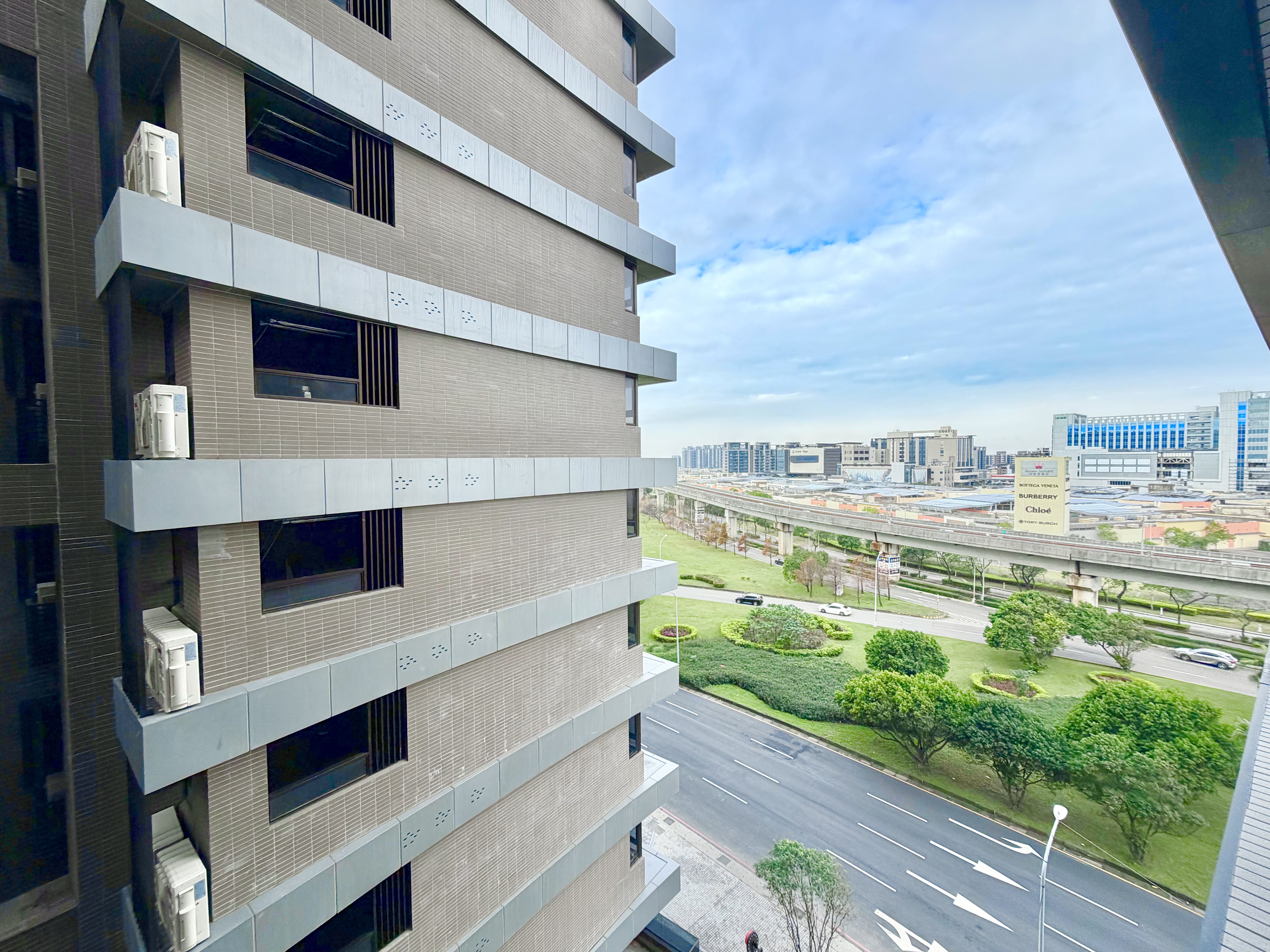 高鐵A18站『國家大院』採光2房+車位