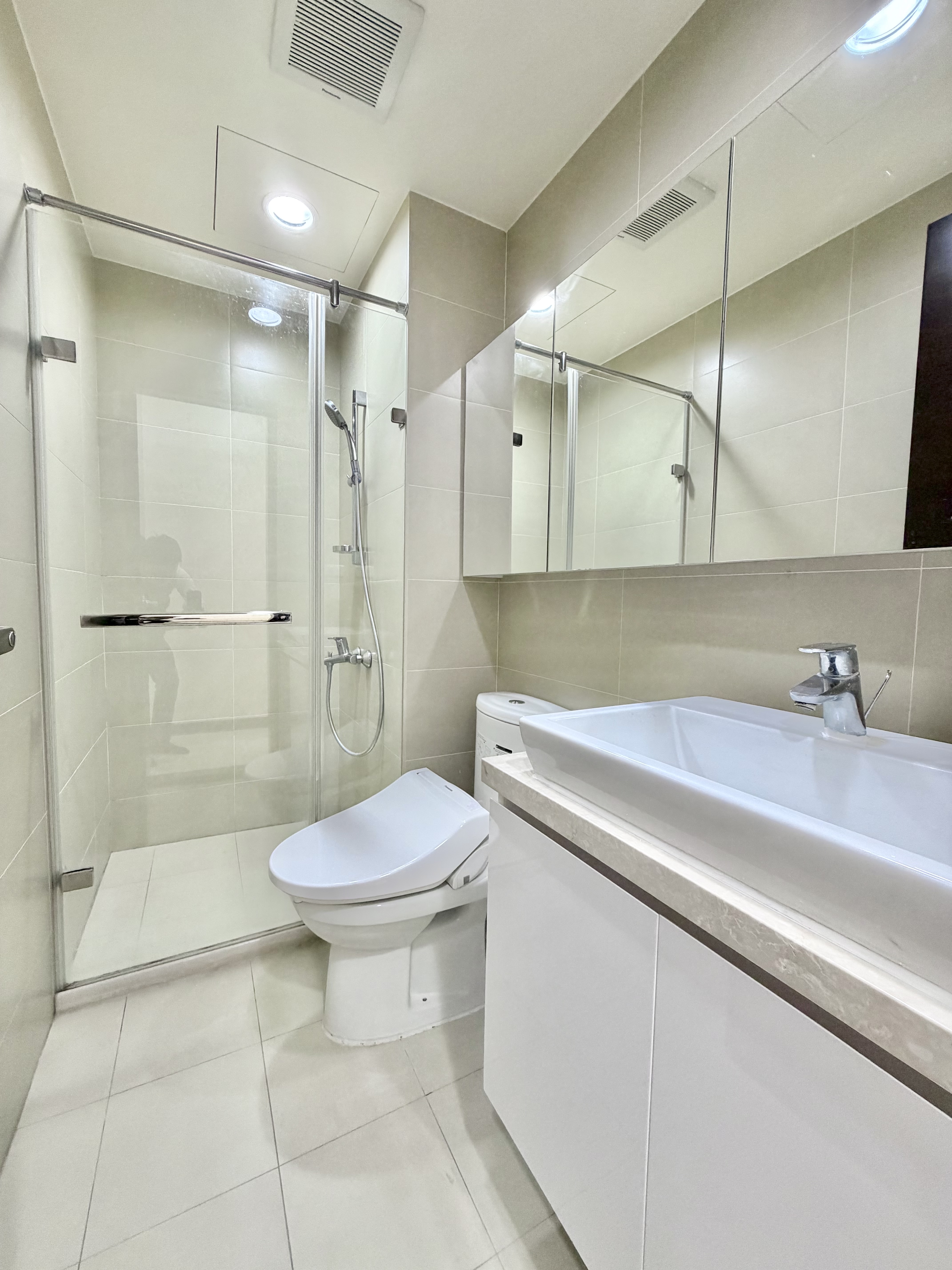 國峰苑高樓三房平車｜地段無敵｜採光通風極佳