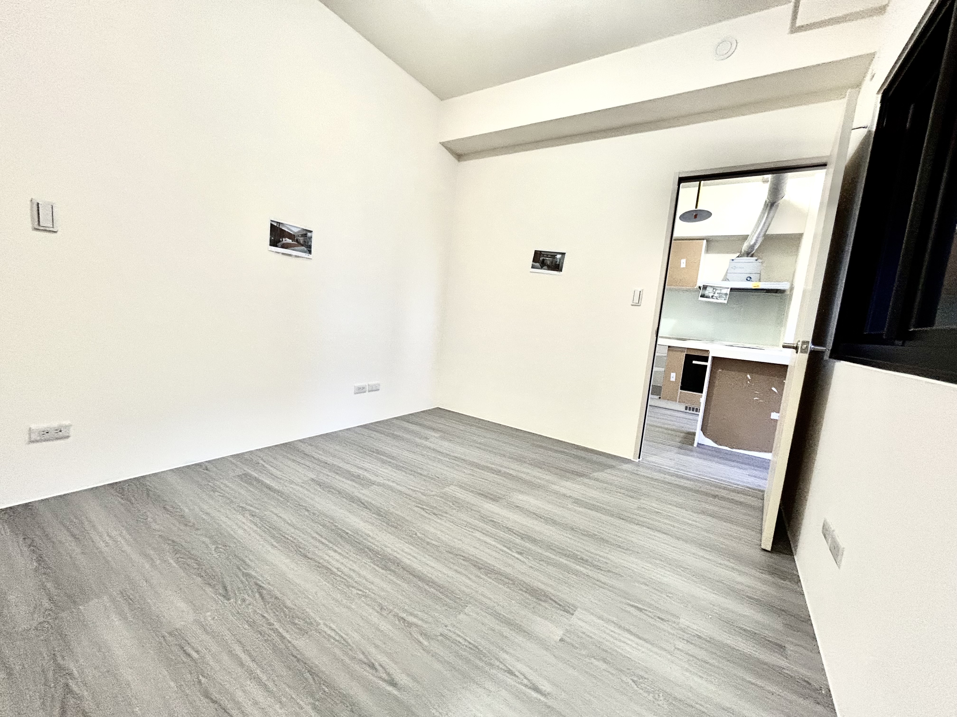 A18 站前新銳｜18 樓三房平車｜1898 萬卡位國泰特區紅利