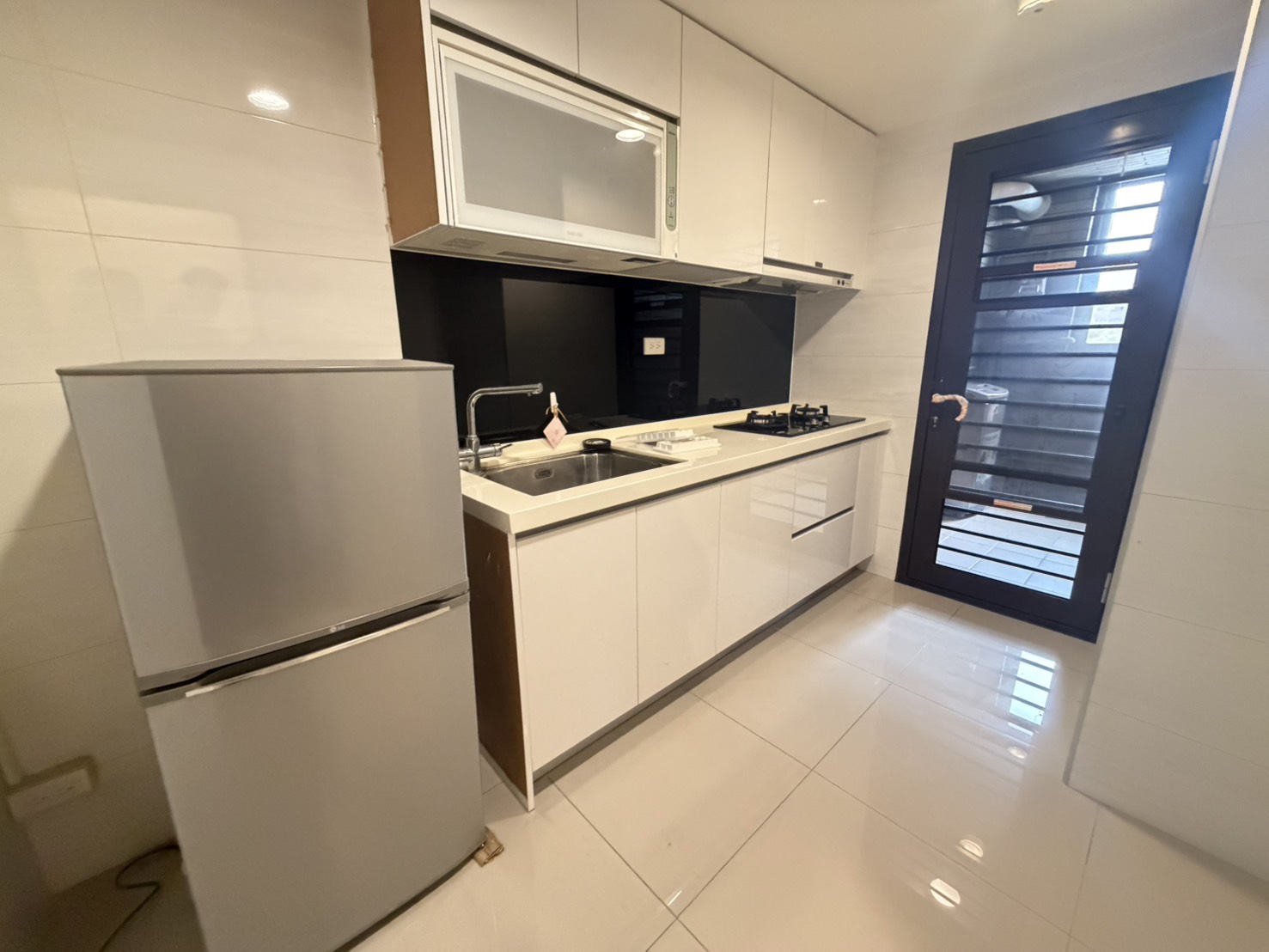 內壢站前｜和耀家精緻兩房平車｜1328 萬入主最強機能區