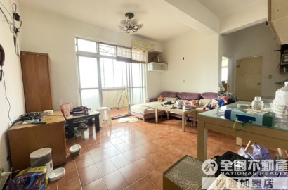 中和街超值邊間公寓_全國不動產張政誠0975-938-080