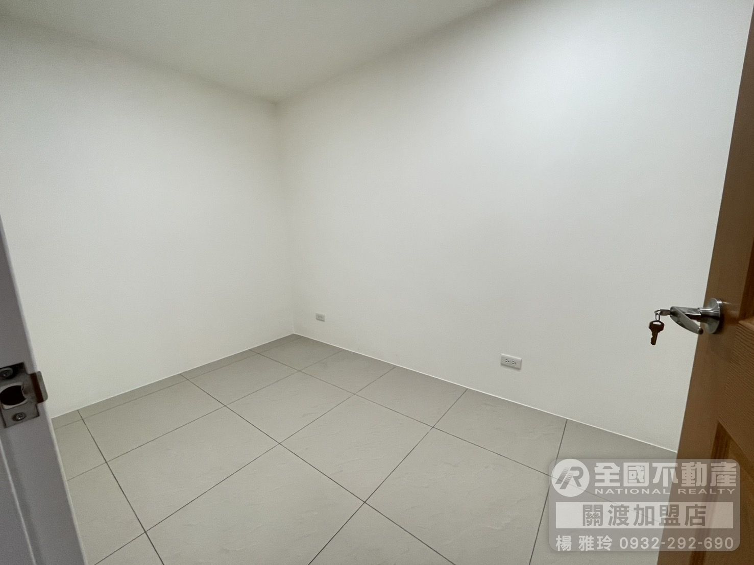 全新裝潢公寓_全國不動產關渡加盟店
