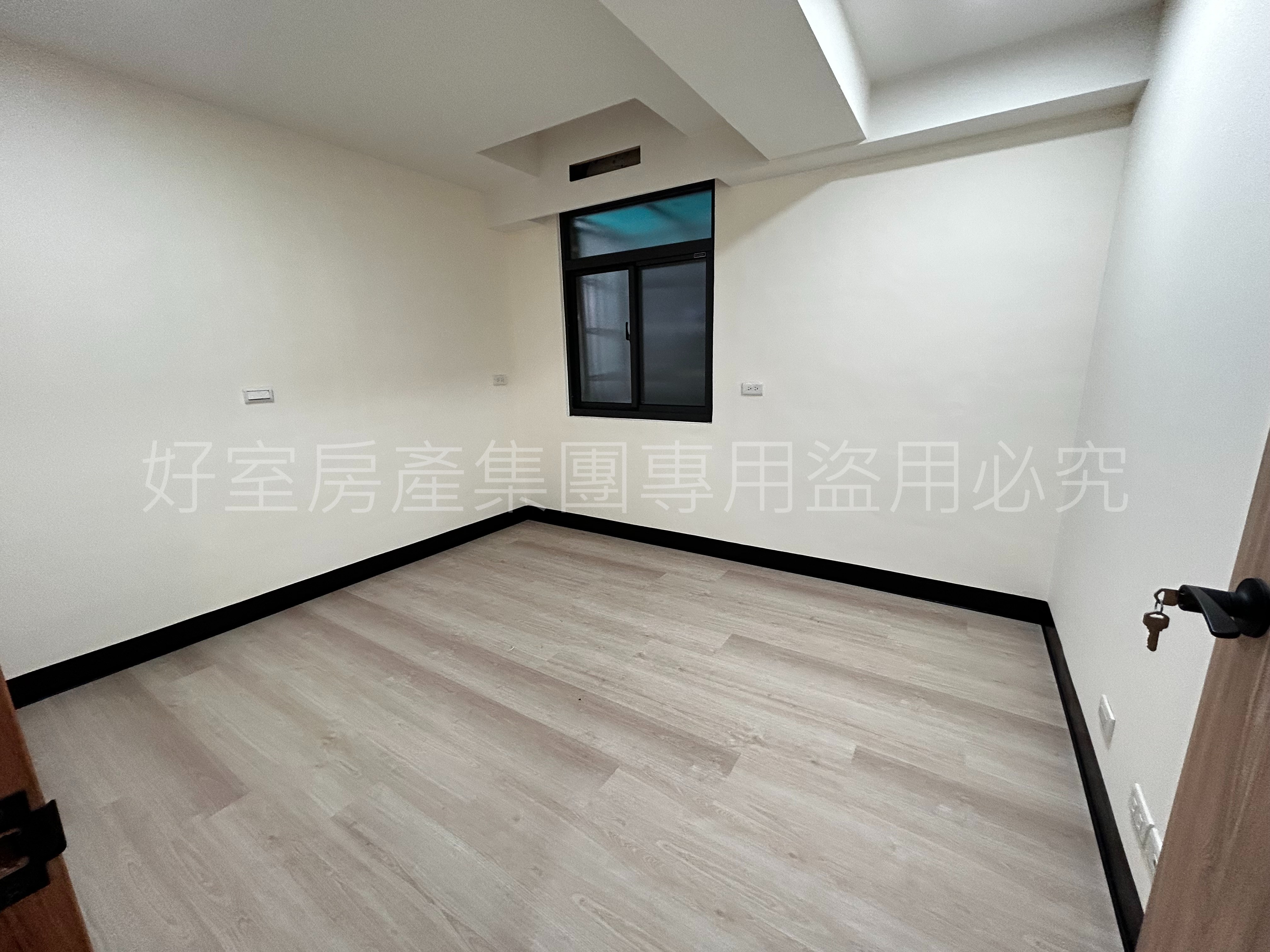 (好室)文中路麥當勞附近~全新整理德華街公寓三樓