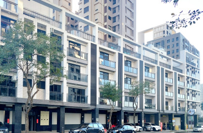 🎯北屯BOT市立醫院︱商圈第一排 🎯全新電梯透天店住︱15米路旺店