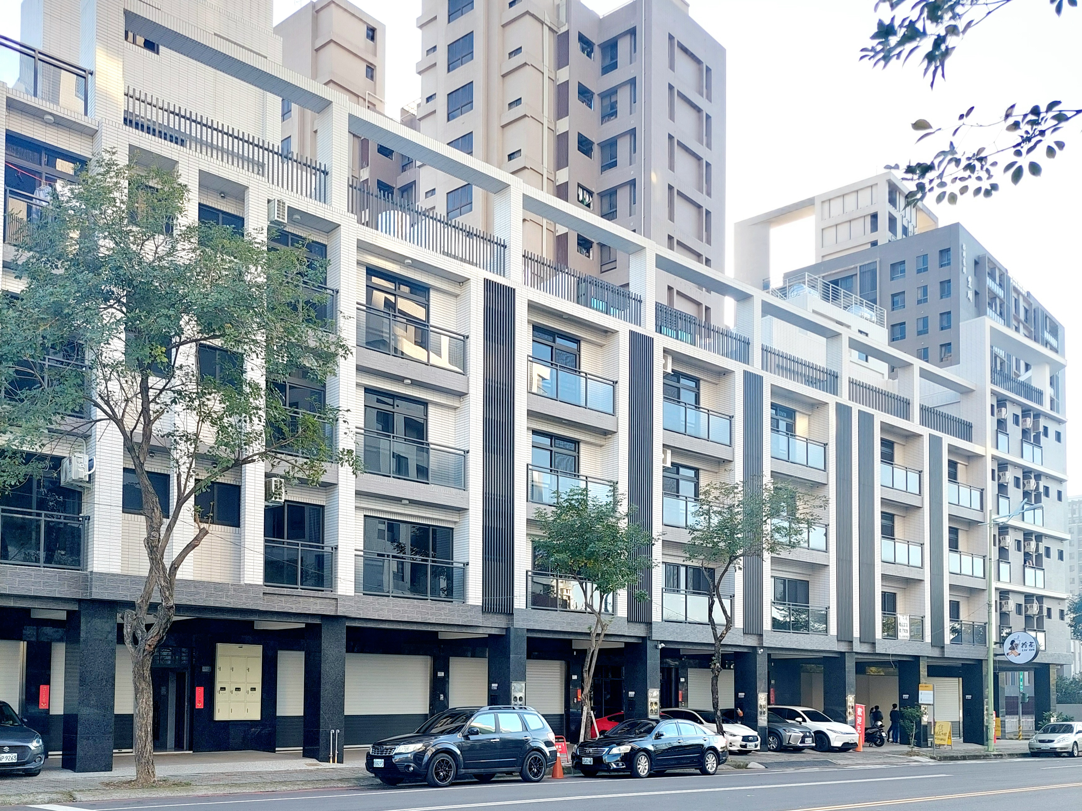 🎯北屯BOT市立醫院︱商圈第一排 🎯全新電梯透天店住︱15米路旺店