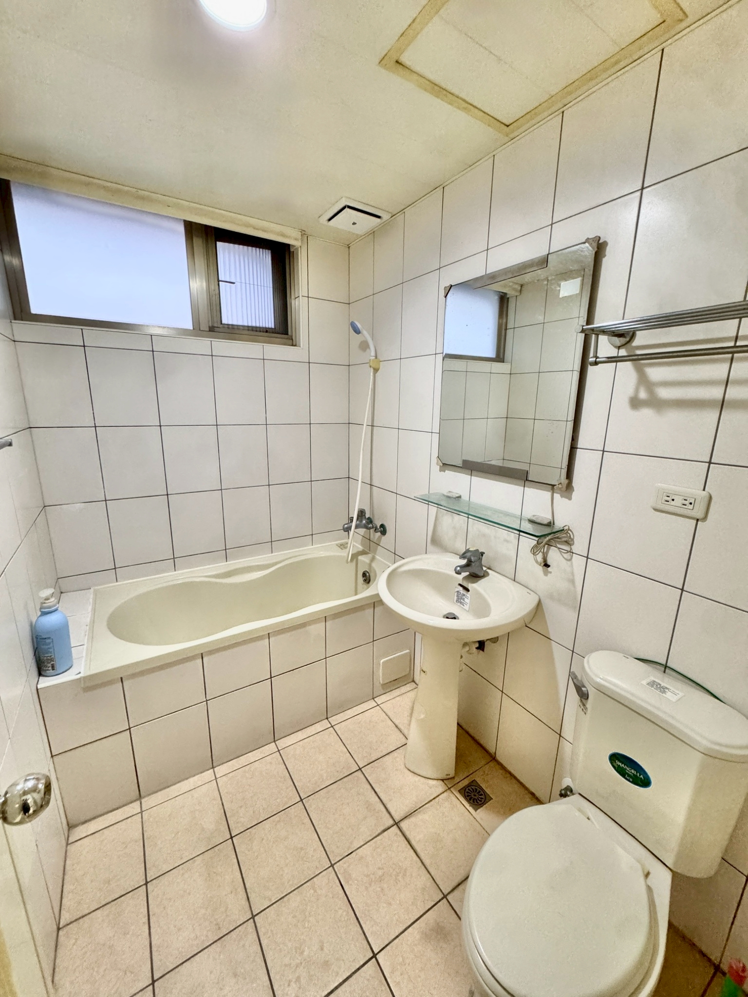 🏙景觀三房・頂樓稀有釋出｜近武陵高中・坡道平車・防水新施工