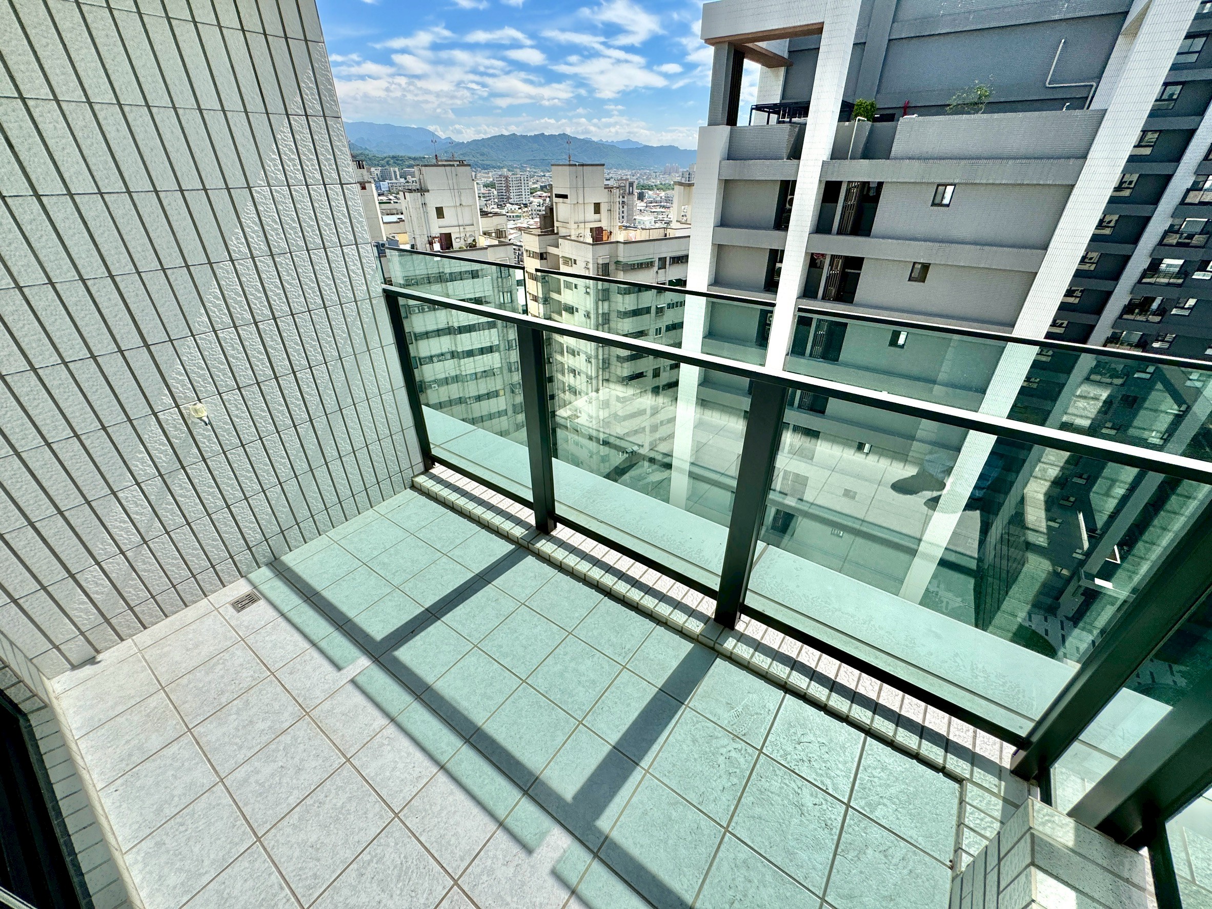 🏷️太平樹孝新地標｜高樓三面採光稀有釋出，景觀視野一眼到底！