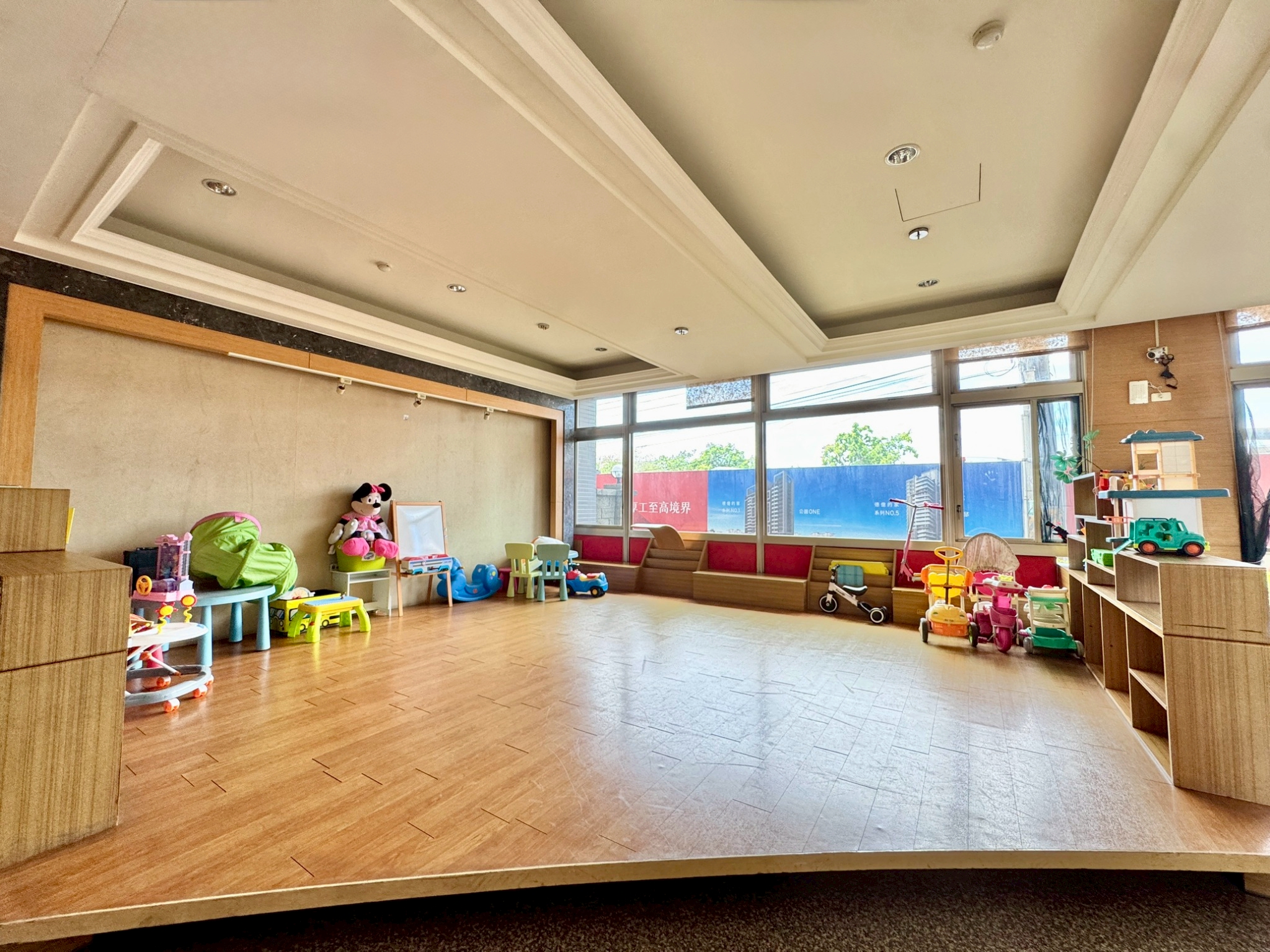 🏙景觀三房・頂樓稀有釋出｜近武陵高中・坡道平車・防水新施工