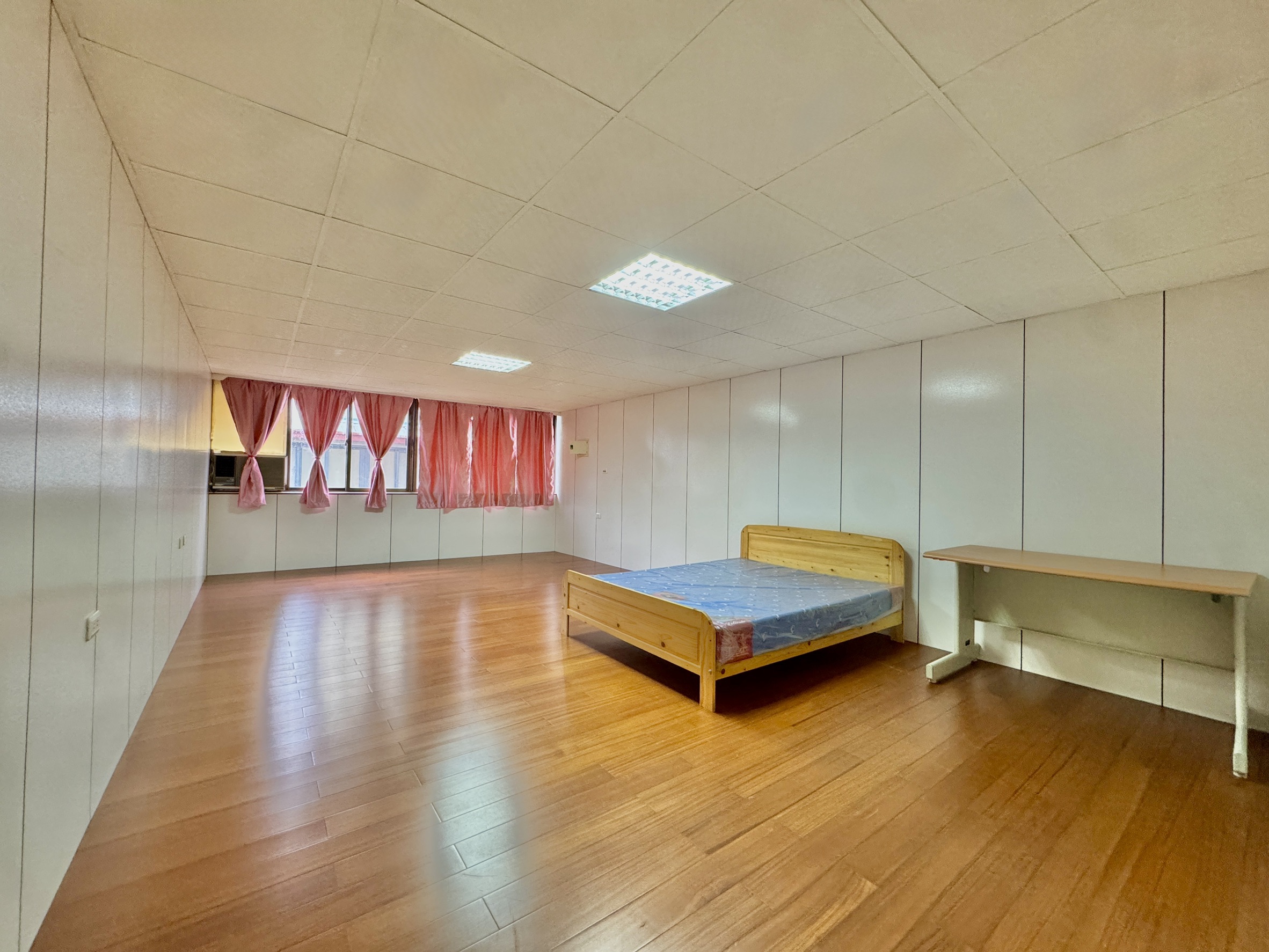 🏷️ 「台中東區罕見透天｜LALAPORT生活圈×千萬內自住首選，地段潛力全面啟動！」