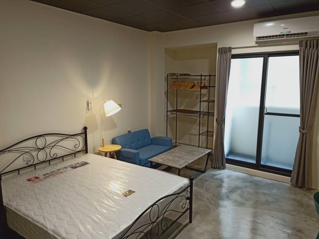 🔥【軍功商圈稀有釋出】工業風9套房收租透天・年收73萬投報5.2%