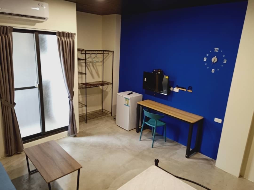 🔥【軍功商圈稀有釋出】工業風9套房收租透天・年收73萬投報5.2%