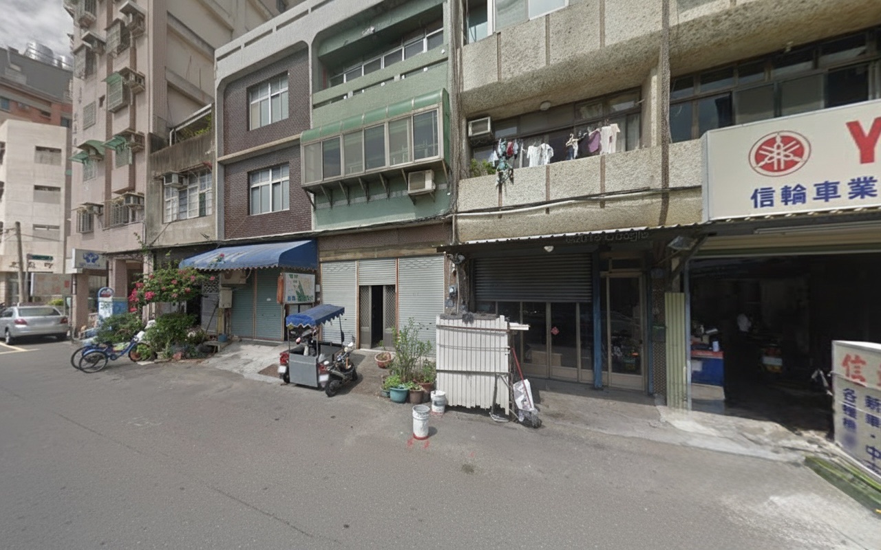 🏷️ 「新竹市區黃金地段｜9.5米超大面寬透天稀有釋出，商住雙享正臨大路！」