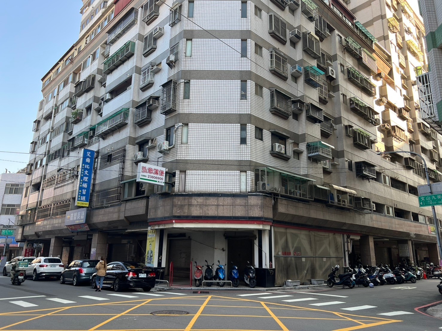 專任｜藝術羅丹大面寬三角窗店面｜店面+7套房穩定收租｜投資首選！
