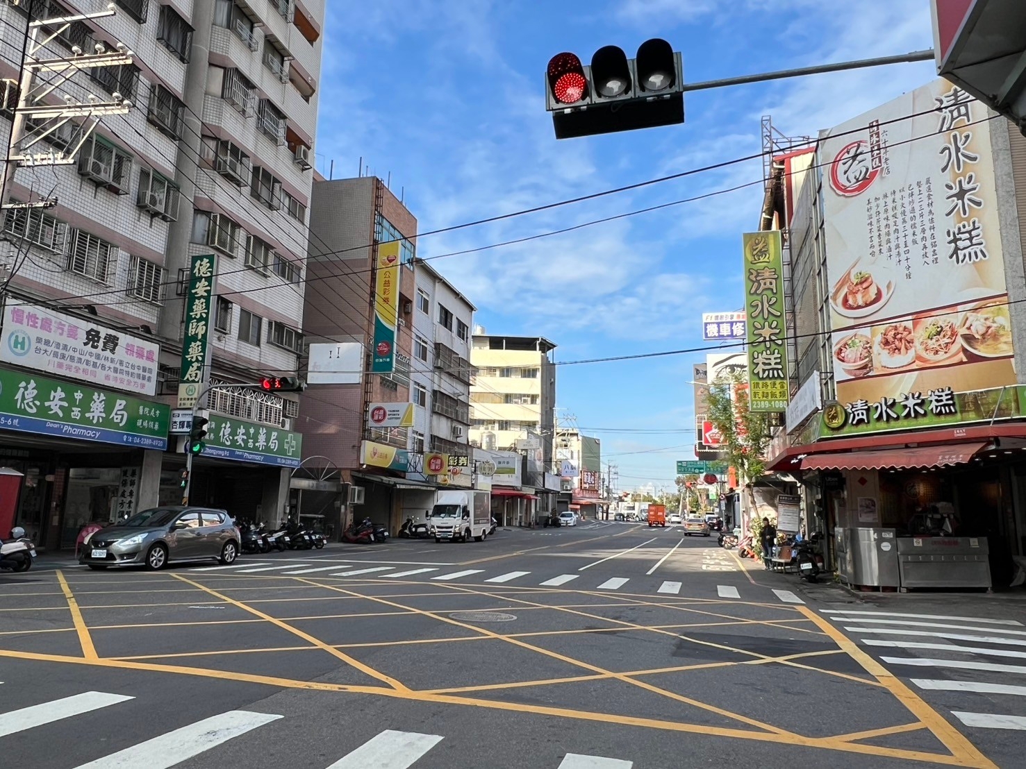 專任｜藝術羅丹大面寬三角窗店面｜店面+7套房穩定收租｜投資首選！