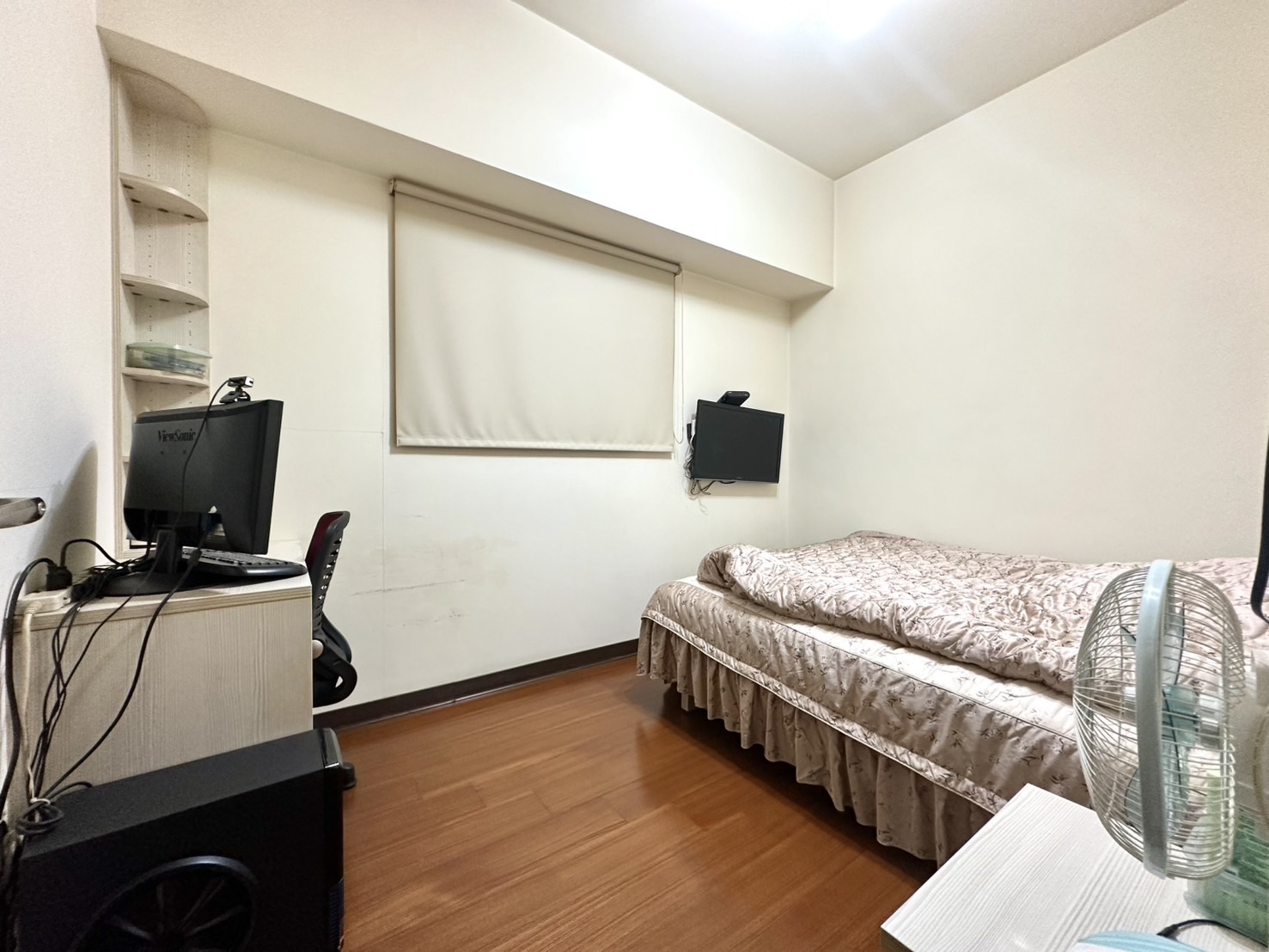 專任｜中興大學｜輕屋齡4房平車｜低於實價登錄！1698萬