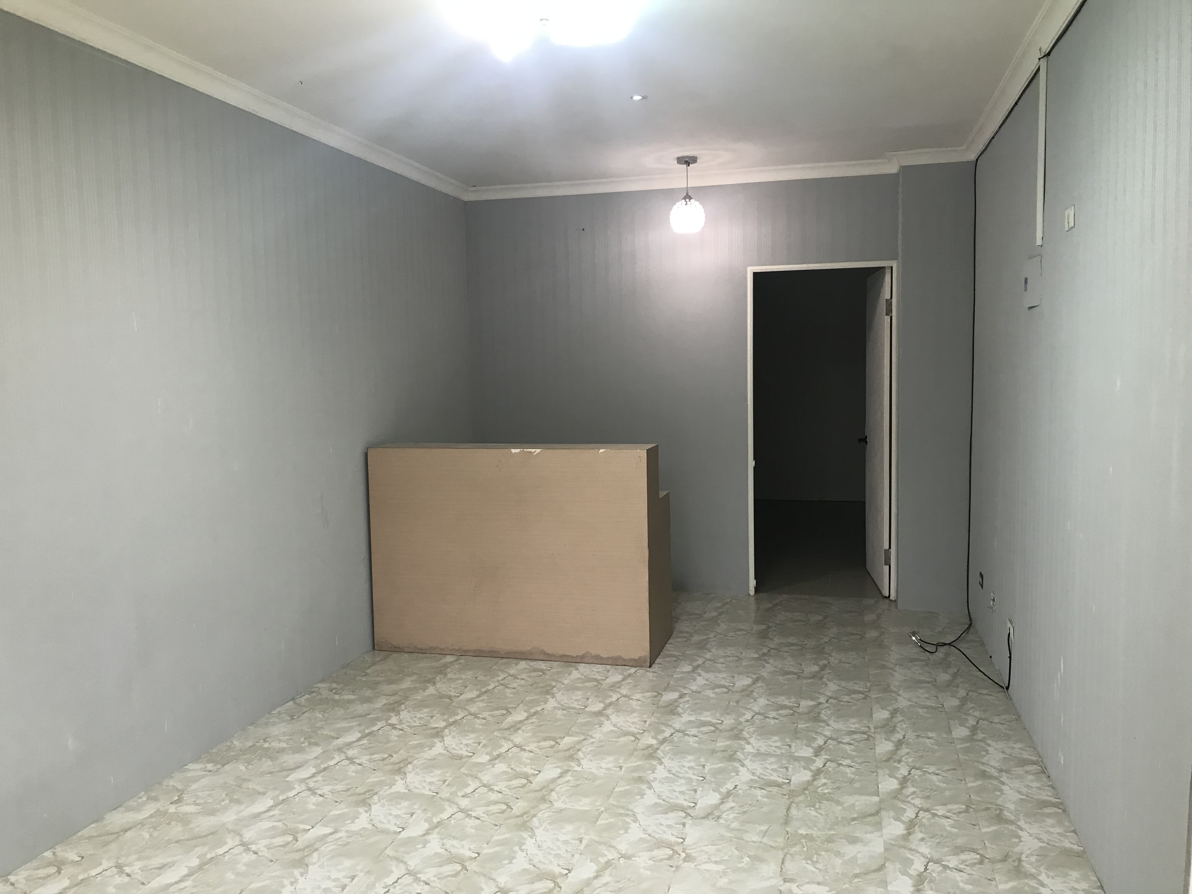 中壢中原大學旁小資店面 1F+B1