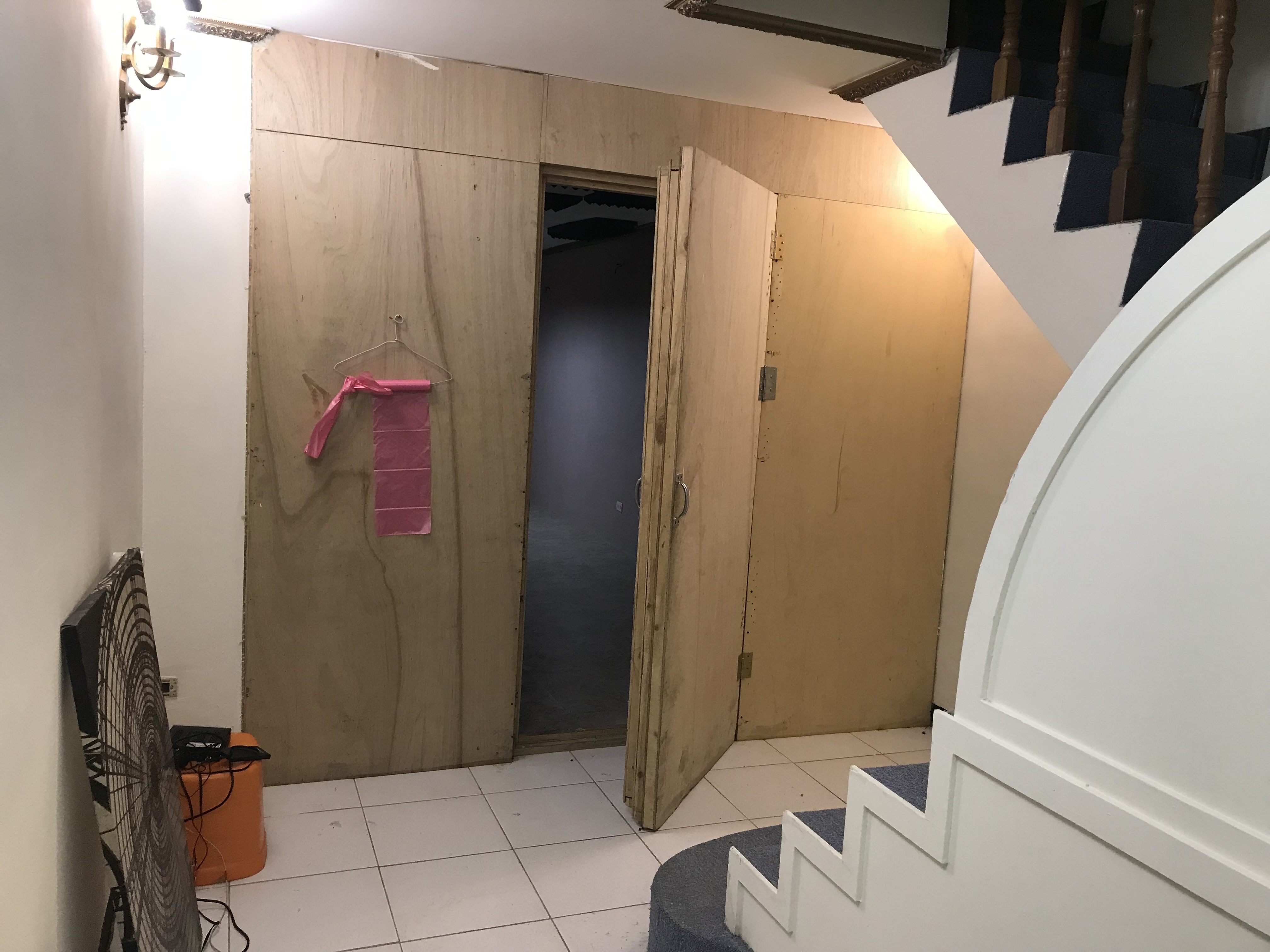 中壢中原大學旁小資店面 1F+B1