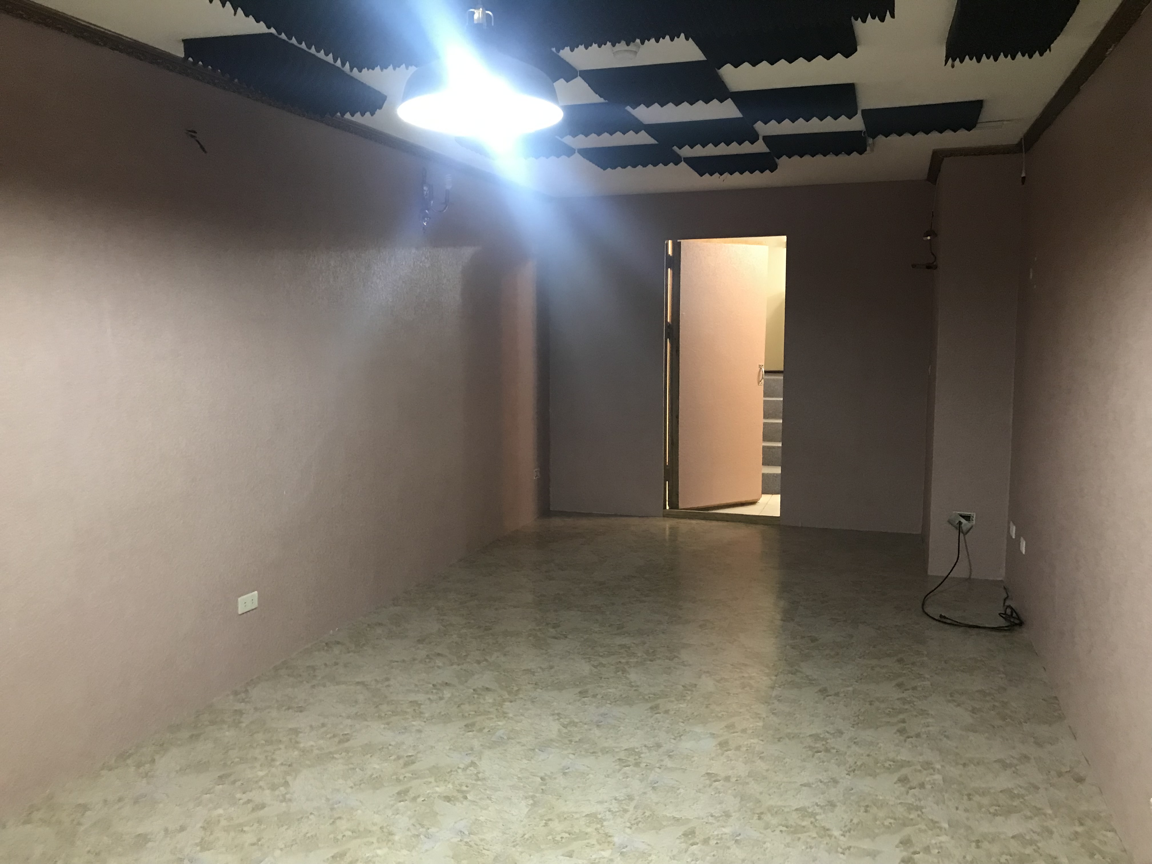 中壢中原大學旁小資店面 1F+B1
