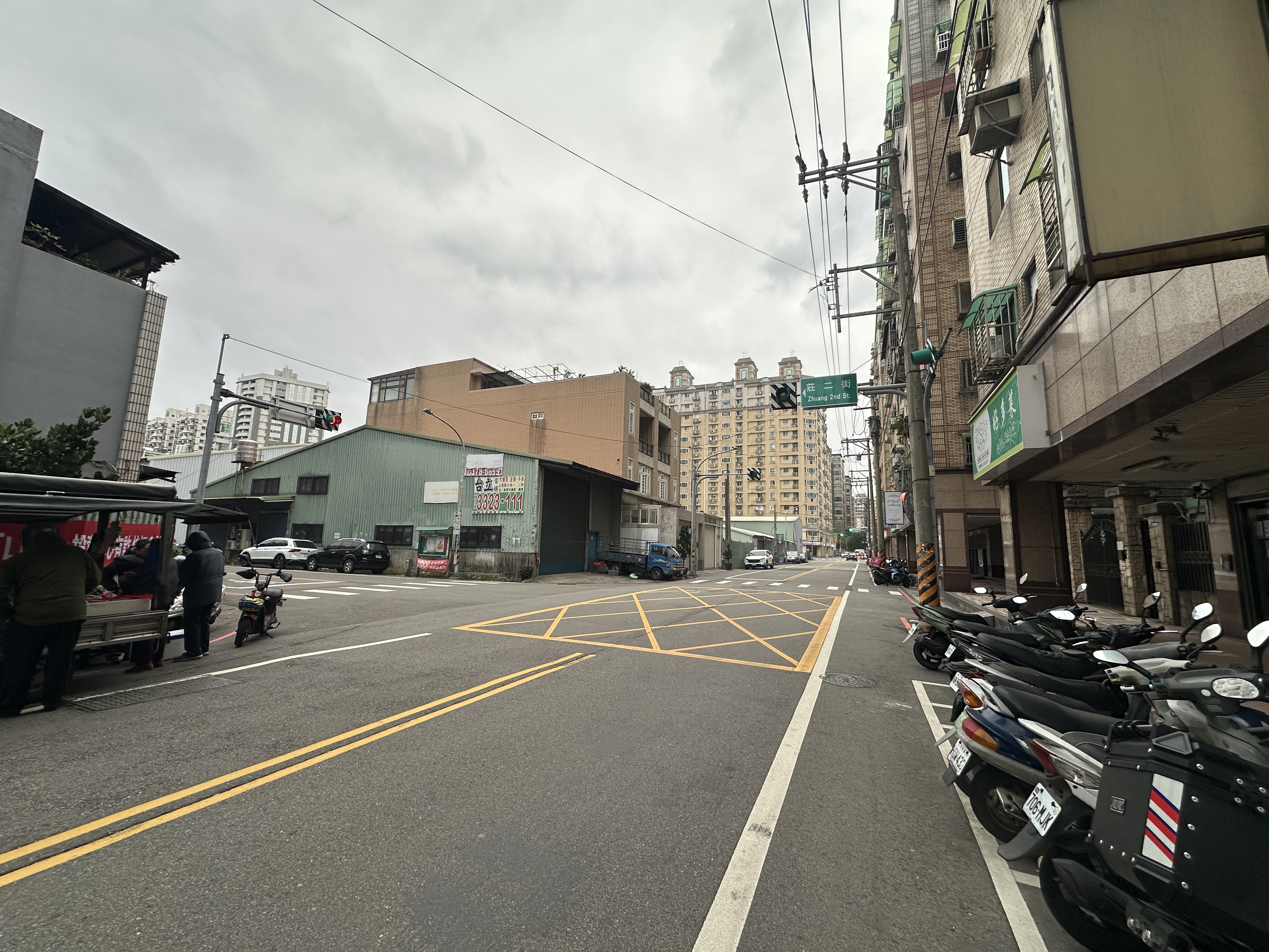 敬三街稀有七米面寬店面