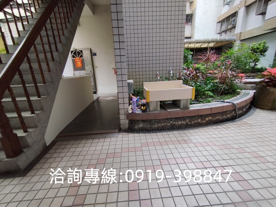 🎀北屯-興安昌平商圈店面 1~3樓+車位 自住開店兩相宜