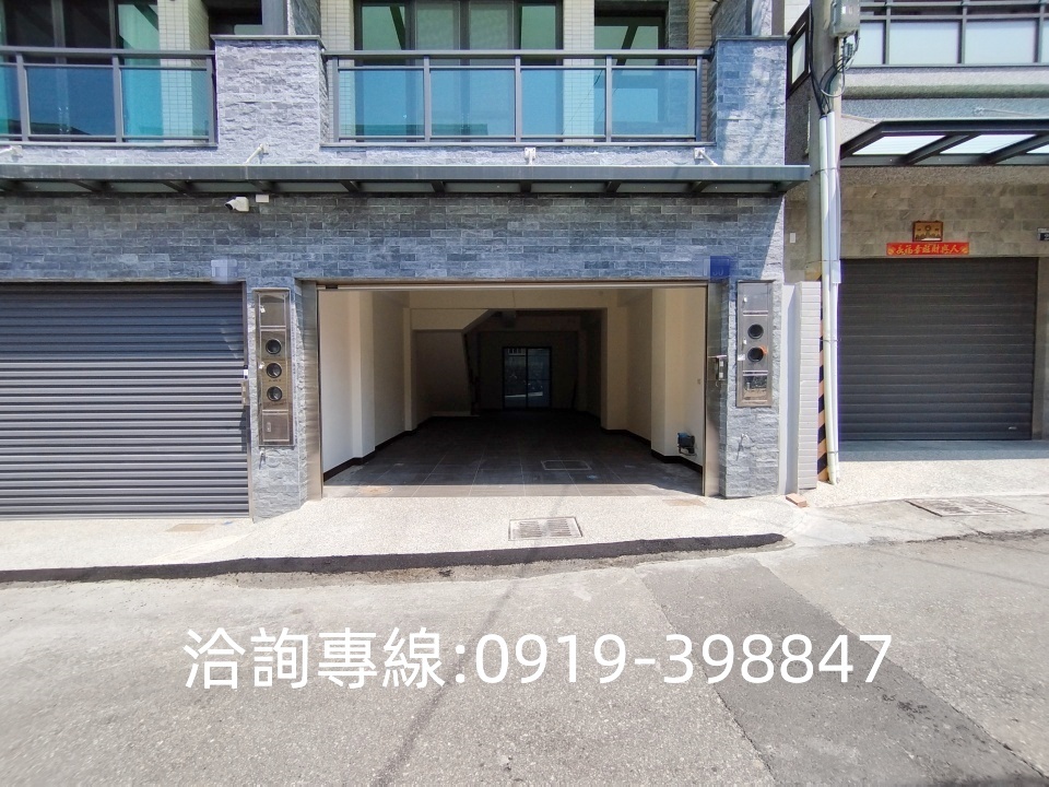 🎀太平-坪林森林公園全新別墅 1樓雙車庫 間間套房