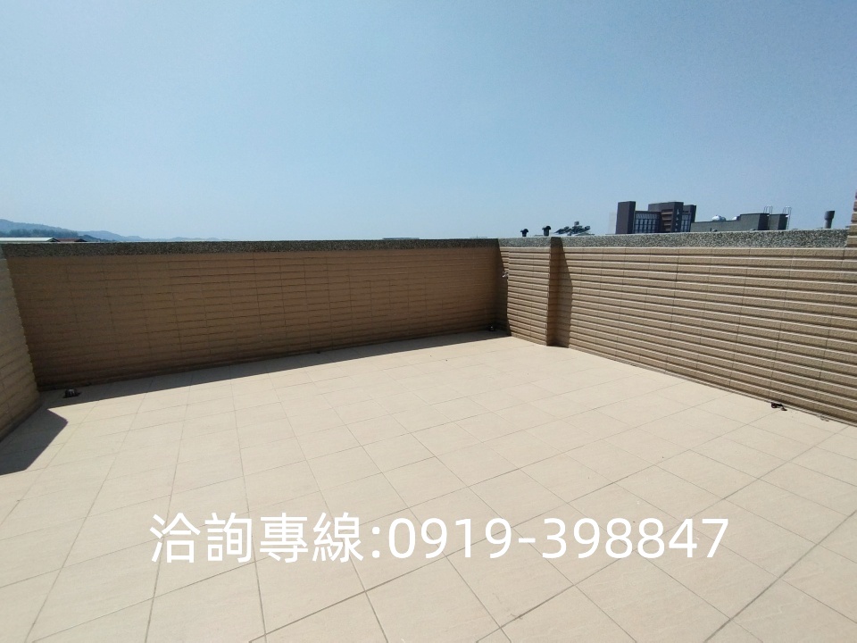 🎀太平-坪林森林公園全新別墅 1樓雙車庫 間間套房