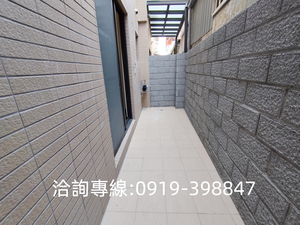 🎀太平-坪林森林公園全新別墅 1樓雙車庫 間間套房