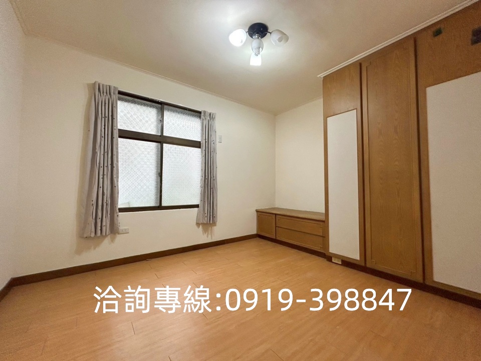 🎀潭子-大地坪邊間車庫透天 地42坪