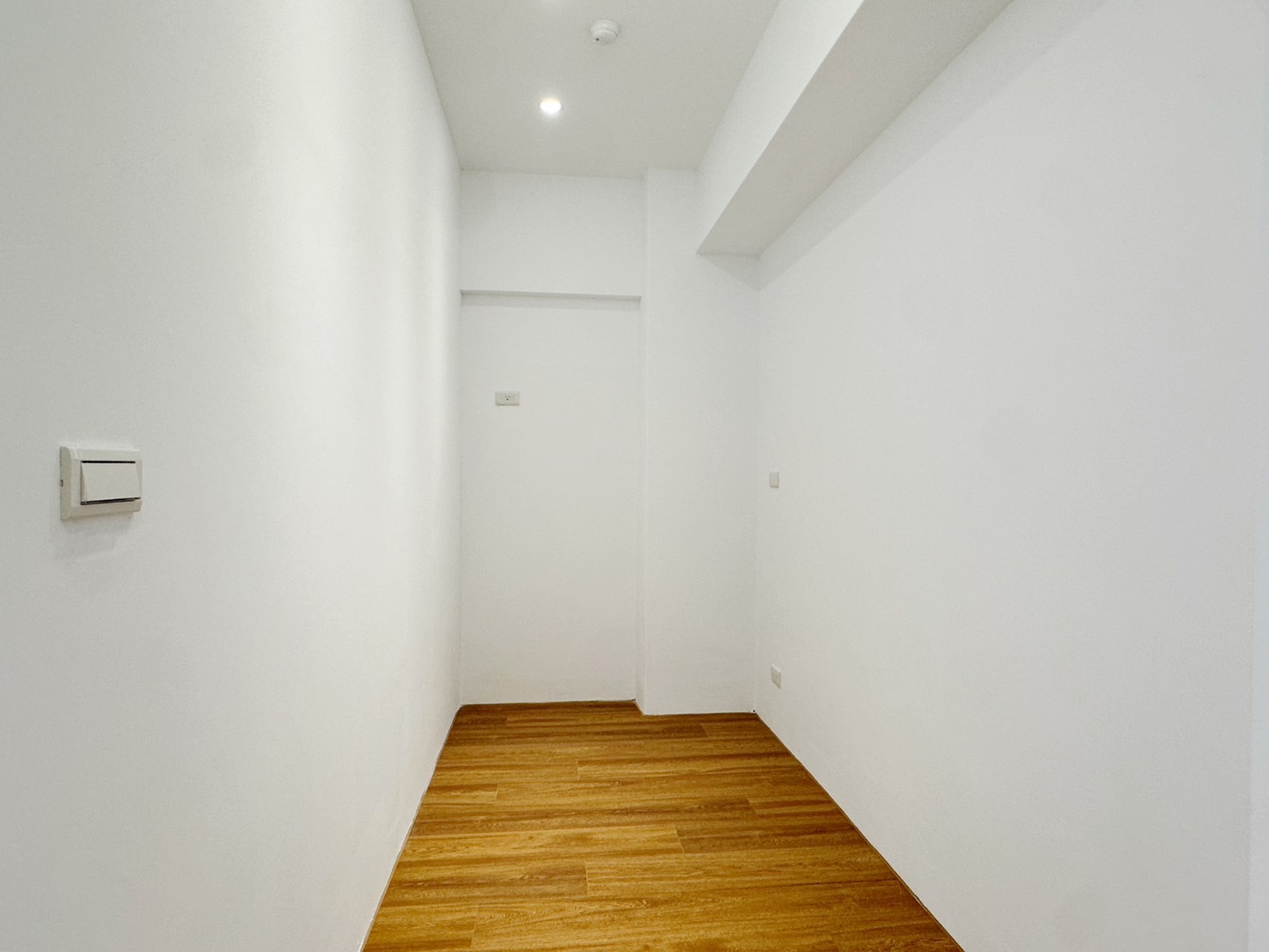 市區林森2+1房超大空間全新裝潢屋