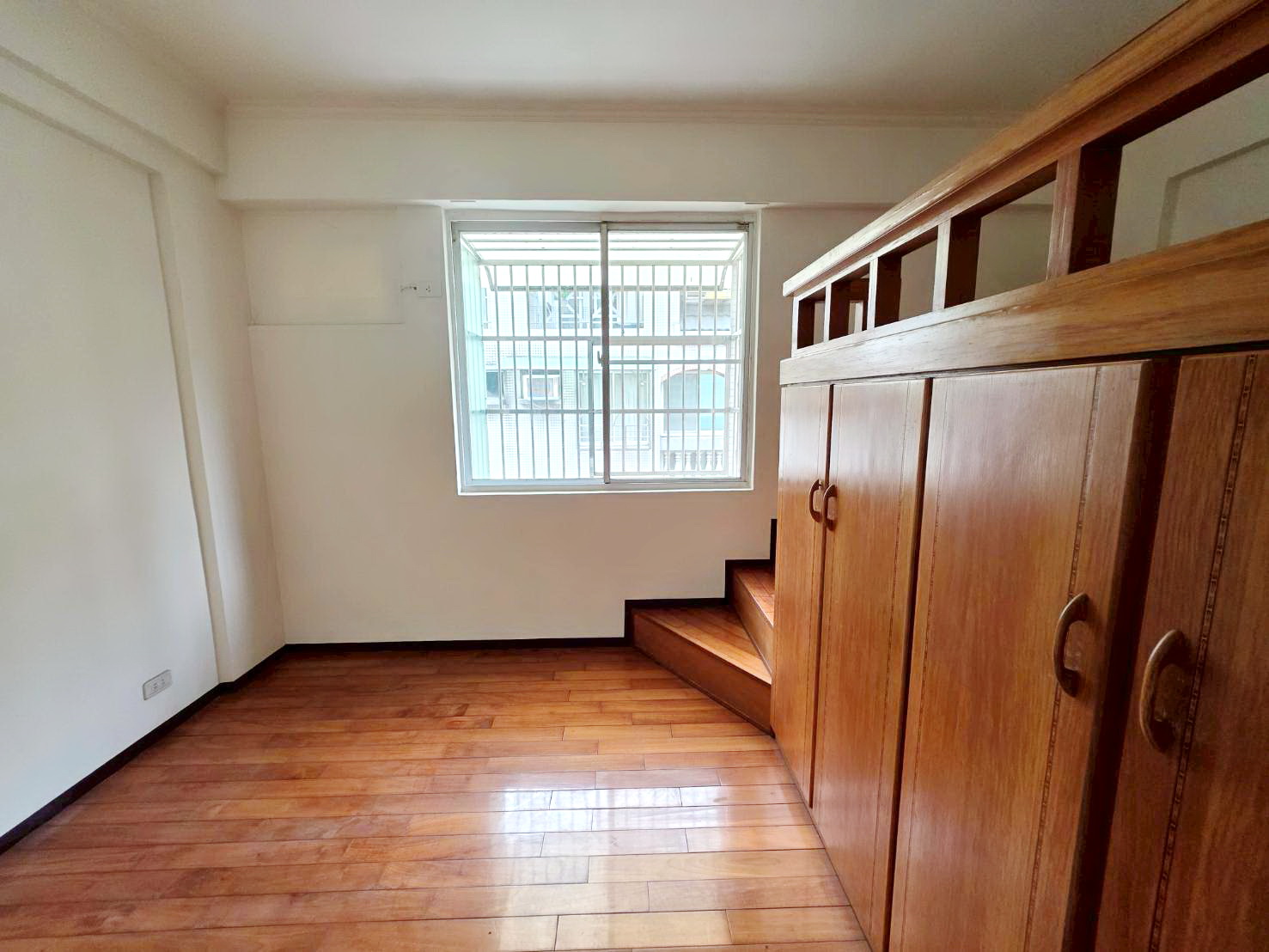 🔥中信王牌團隊🔥459💎國產墅林透天住店😍 🍎👍 🌸