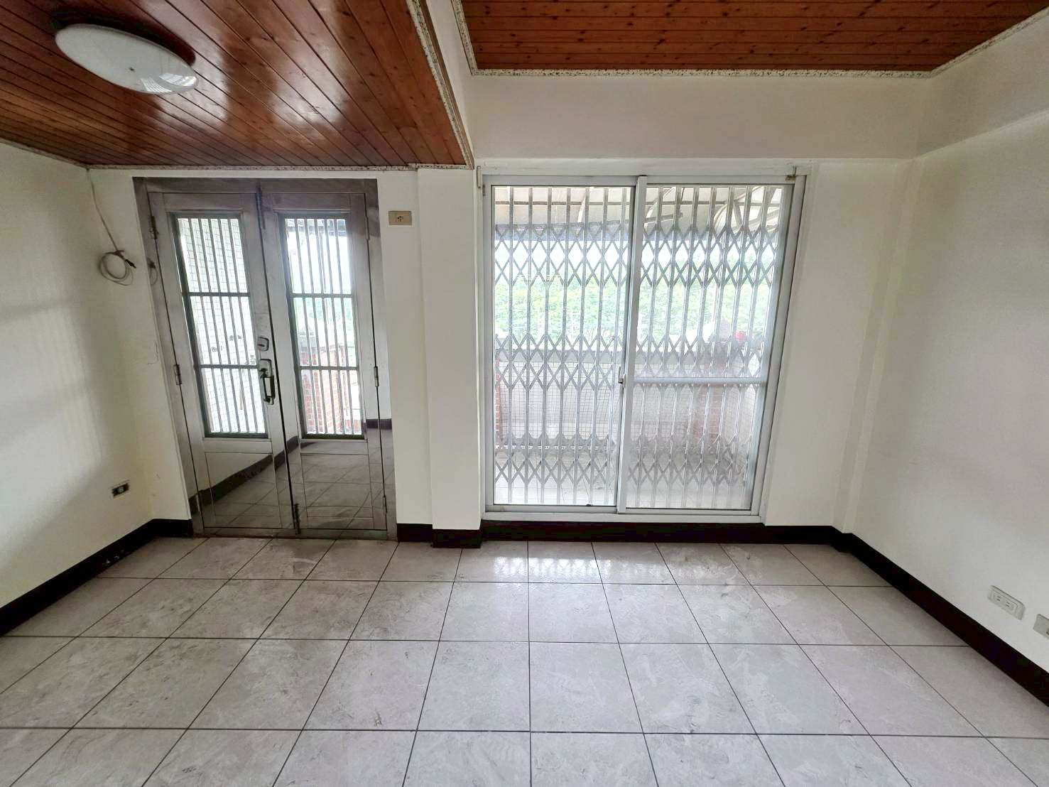 🔥中信王牌團隊🔥459💎國產墅林透天住店😍 🍎👍 🌸