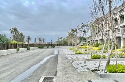台中龍井｜富宇大地｜全新四樓透天