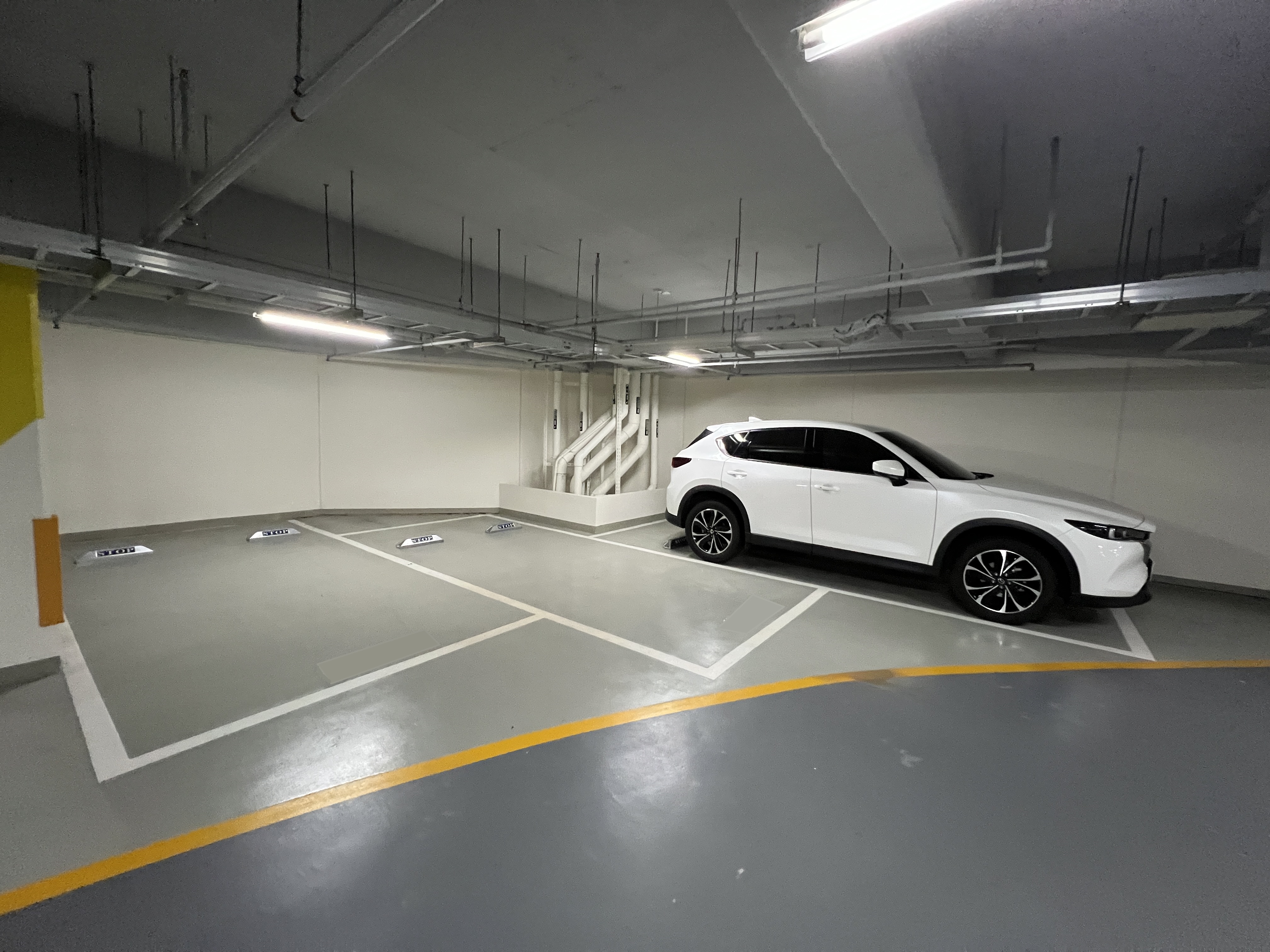 瑞典月灣邊間次頂樓兩房+平車｜方正明廳明房麗寶建設｜獨家專售