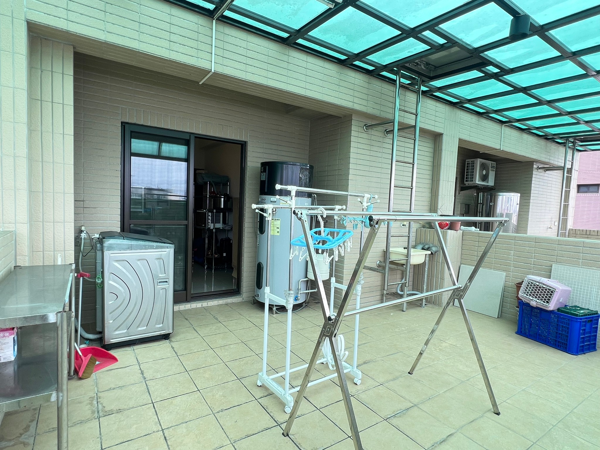 龍潭市中心電梯別墅店面