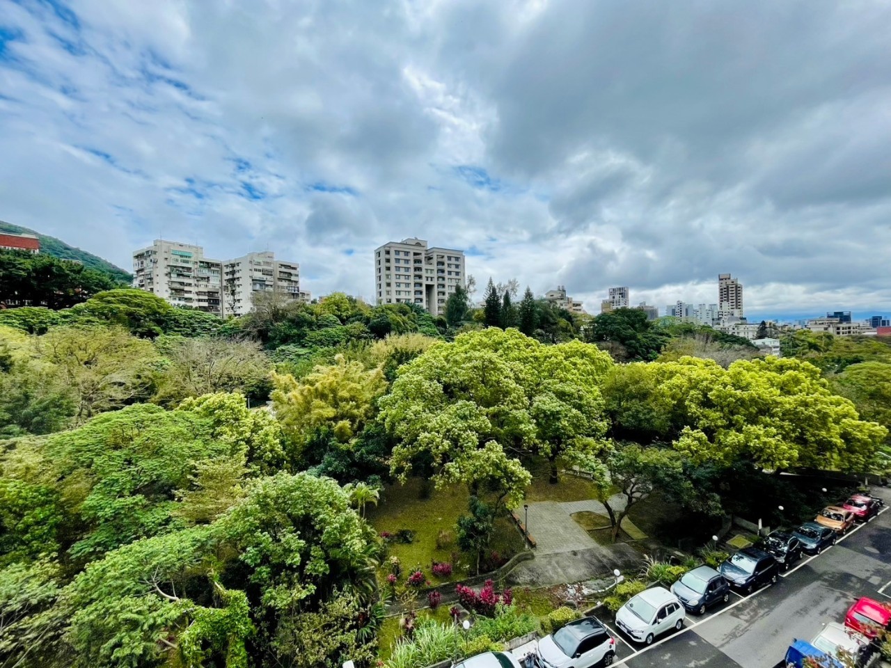 萬坪公園，陽明山景三房車位